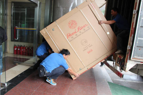 曲阜钢琴贵重工艺品无忧运